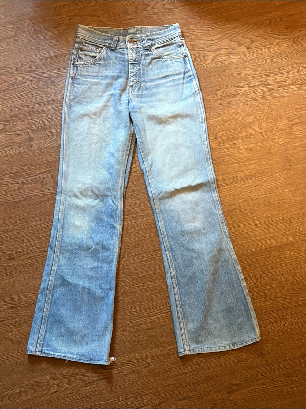 Vintage 1970s Light Wash High-Rise Flare Jeans